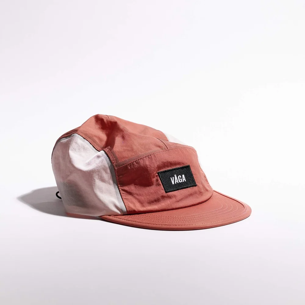 VÅGA GORRA DEPORTIVA PACER CLAY RED / PALE PINK - Imagen 2