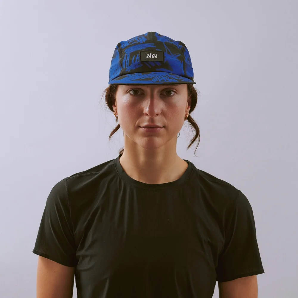 VÅGA GORRA DEPORTIVA SCRIBBLE ELECTRIC BLUE / BLACK - Imagen 3